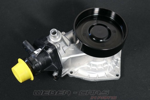 7645961 water pump bmw g12 - pump,